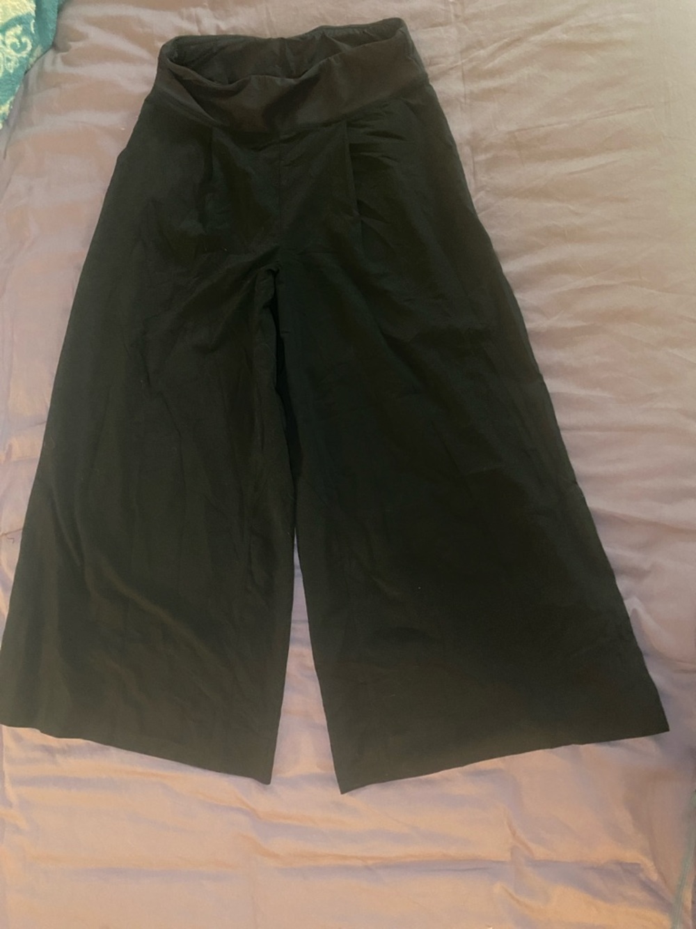 Title Nine Round Trip Black Wide-Leg Crop Pants